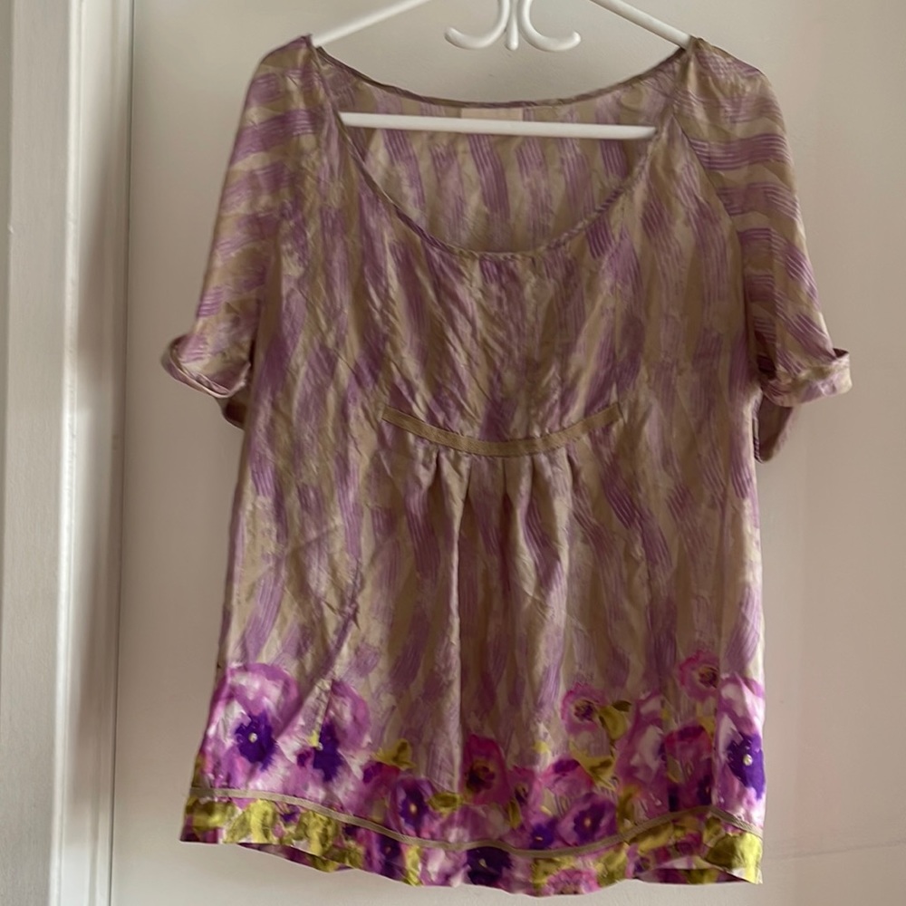 DKNY 100% silk t-shirt in floral print